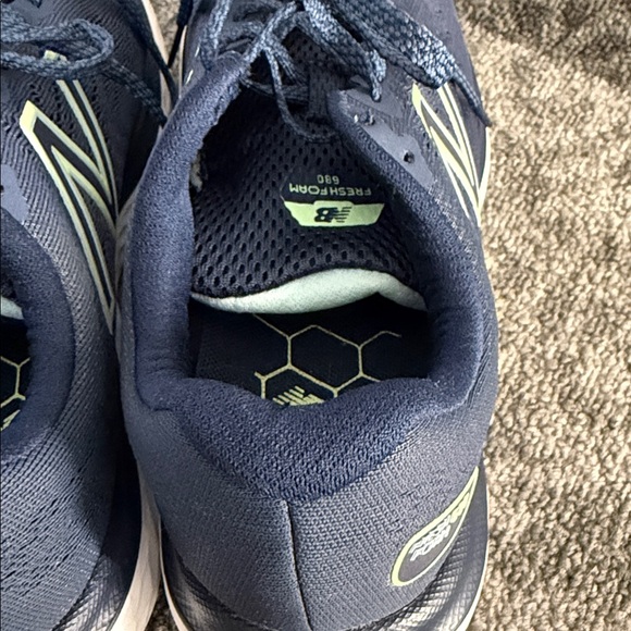 New Balance fresh foam 680 running sneakers - Picture 10 of 11